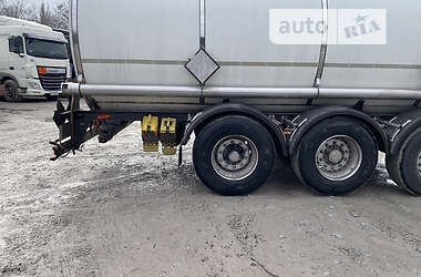 Цистерна напівпричіп OMT 3SCO1 2002 в Дніпрі