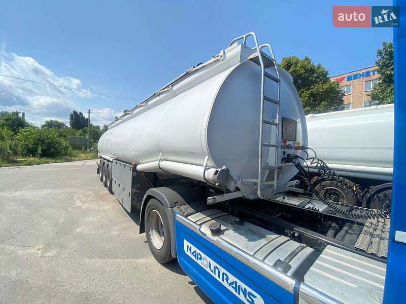 Цистерна напівпричіп OMT 3SCO1 2006 в Києві