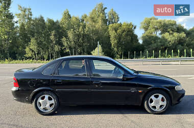 Седан Opel 1.8 Liter 1998 в 