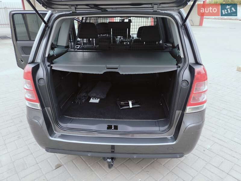 Минивэн Opel 1.8 Liter 2012 в Ровно