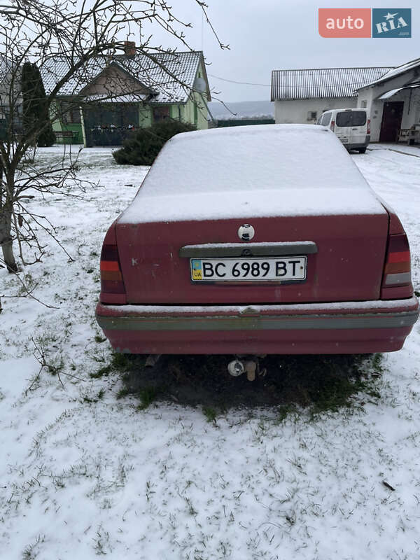 Седан Opel 1900 1970 в Львові фото Седан Opel 1900 1970 в Львові