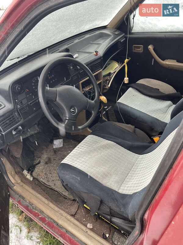 Седан Opel 1900 1970 в Львові фото 9 Седан Opel 1900 1970 в Львові