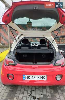 Хэтчбек Opel Adam 2013 в 