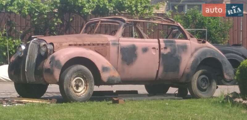 Седан Opel Admiral 1939 в Кропивницькому