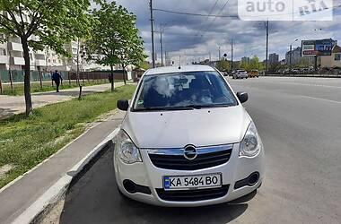 Хэтчбек Opel Agila 2009 в Киеве