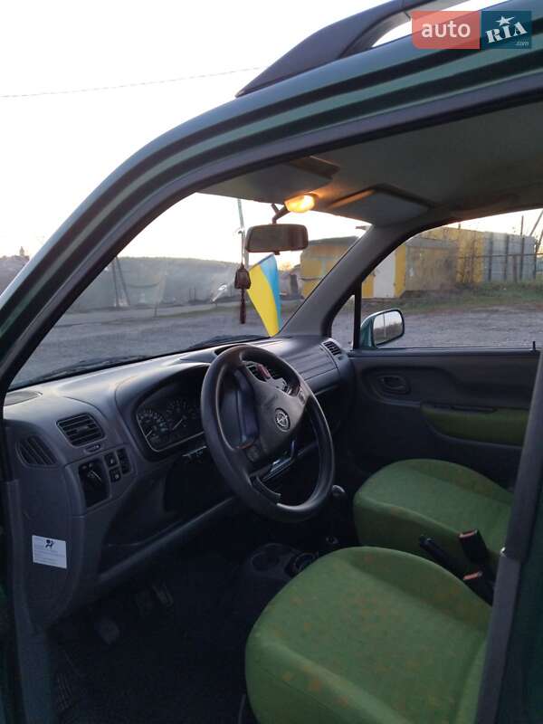 Микровэн Opel Agila 2001 в Бучаче