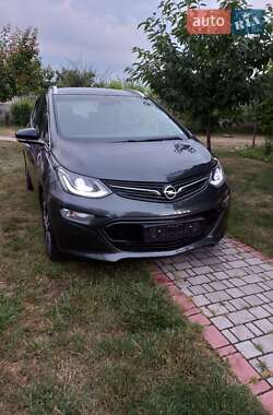 Хетчбек Opel Ampera-e 2018 в 