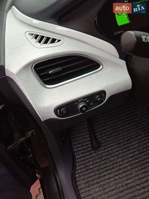 Хэтчбек Opel Ampera-e 2019 в Шептицькому фото 13 Хэтчбек Opel Ampera-e 2019 в Шептицькому