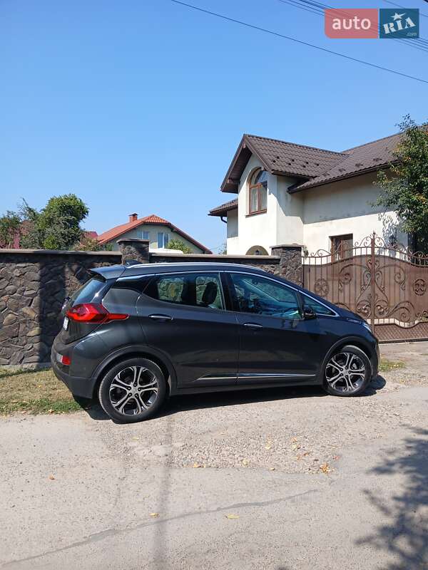 Хэтчбек Opel Ampera-e 2017 в Ивано-Франковске