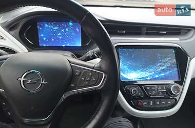 Хэтчбек Opel Ampera-e 2017 в Бродах
