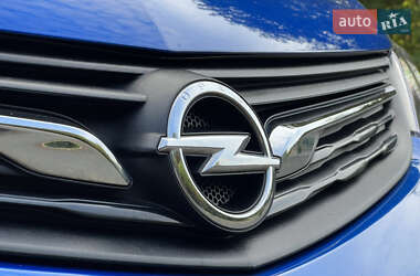 Хэтчбек Opel Ampera-e 2019 в 
