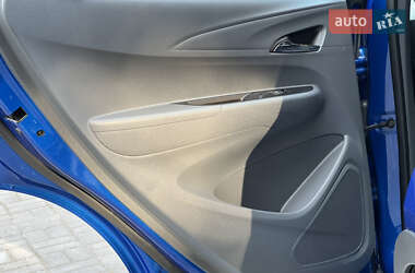 Хэтчбек Opel Ampera-e 2019 в 