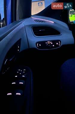 Хэтчбек Opel Ampera-e 2020 в 