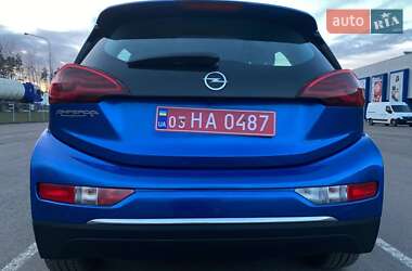 Хэтчбек Opel Ampera-e 2020 в 