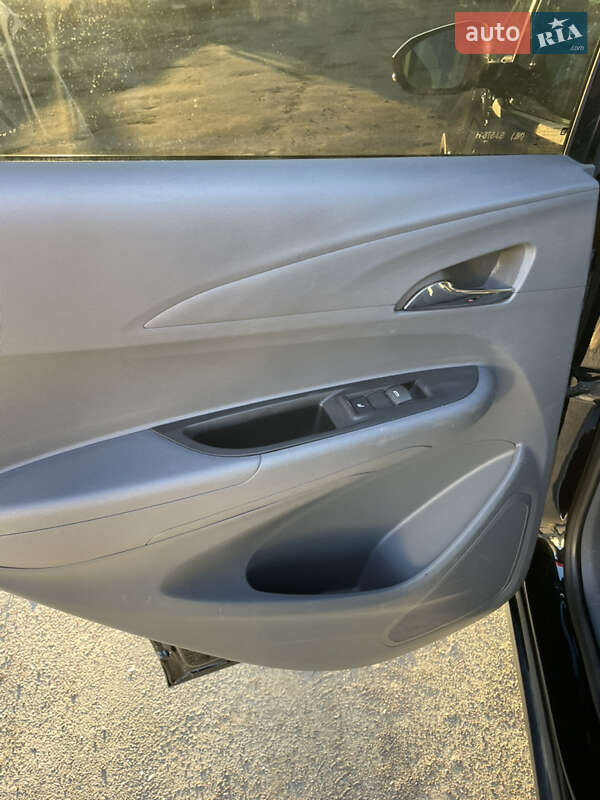 Хэтчбек Opel Ampera-e 2017 в Луцке фото 22 Хэтчбек Opel Ampera-e 2017 в Луцке