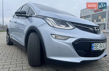 Хэтчбек Opel Ampera-e 2017 в 