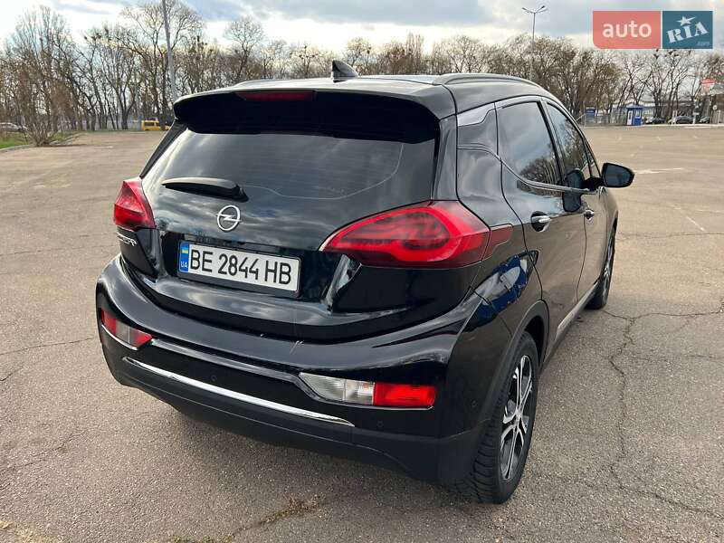 Хэтчбек Opel Ampera-e 2017 в Николаеве