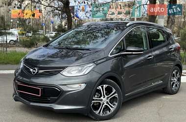 Хэтчбек Opel Ampera-e 2019 в 