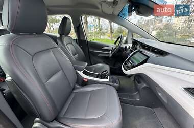 Хэтчбек Opel Ampera-e 2019 в 