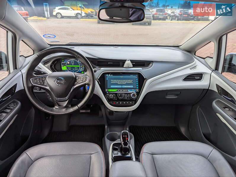 Хетчбек Opel Ampera-e 2017 в Рівному