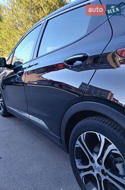 Хэтчбек Opel Ampera-e 2019 в 