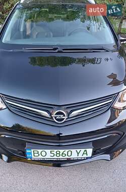 Хэтчбек Opel Ampera-e 2019 в 