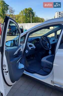 Хэтчбек Opel Ampera-e 2019 в 