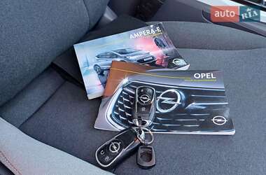 Хэтчбек Opel Ampera-e 2019 в 