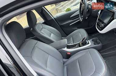 Хэтчбек Opel Ampera-e 2020 в 