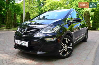 Хэтчбек Opel Ampera-e 2020 в 