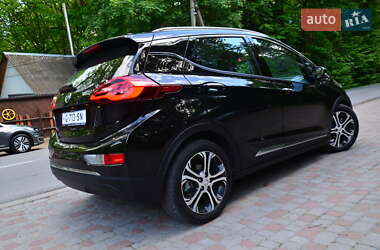 Хэтчбек Opel Ampera-e 2020 в 