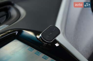 Хэтчбек Opel Ampera-e 2020 в 