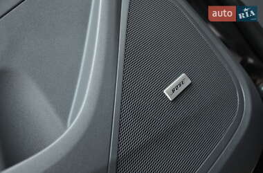 Хэтчбек Opel Ampera-e 2020 в 