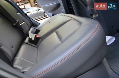 Хэтчбек Opel Ampera-e 2020 в 