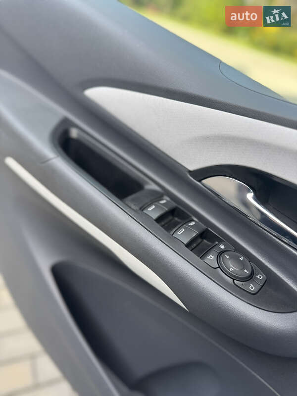 Хетчбек Opel Ampera-e 2020 в Костопілі