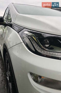 Хэтчбек Opel Ampera-e 2019 в 