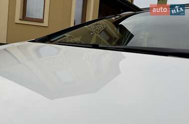 Хетчбек Opel Ampera-e 2020 в 