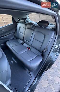 Хетчбек Opel Ampera-e 2020 в 