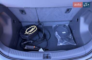 Хетчбек Opel Ampera-e 2020 в 