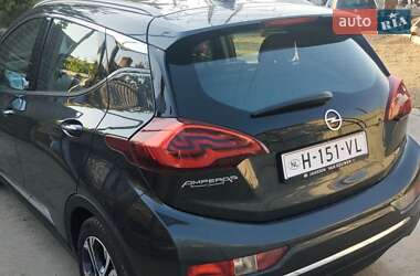 Хэтчбек Opel Ampera-e 2020 в 