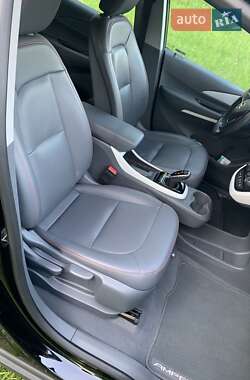 Хэтчбек Opel Ampera-e 2020 в 