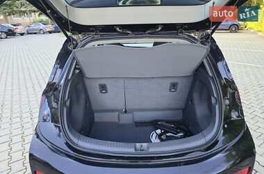 Хэтчбек Opel Ampera-e 2019 в 