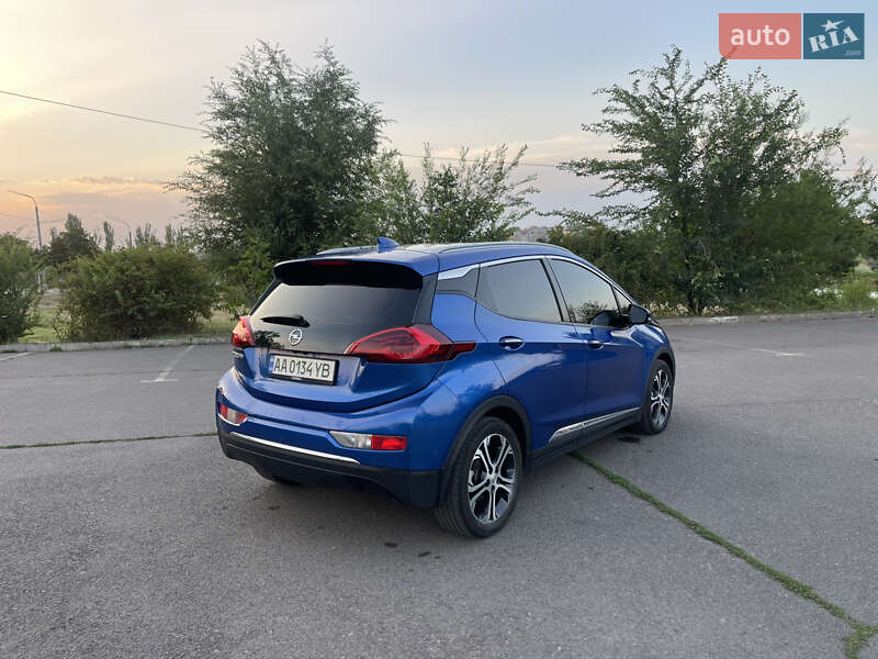 Хэтчбек Opel Ampera-e 2017 в Кривом Роге