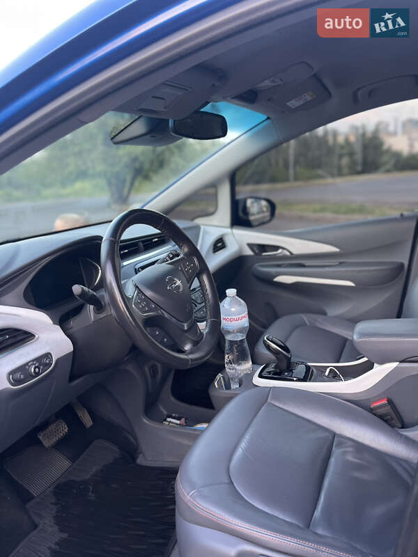 Хэтчбек Opel Ampera-e 2017 в Кривом Роге