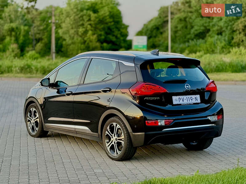 Хэтчбек Opel Ampera-e 2017 в Радивилове