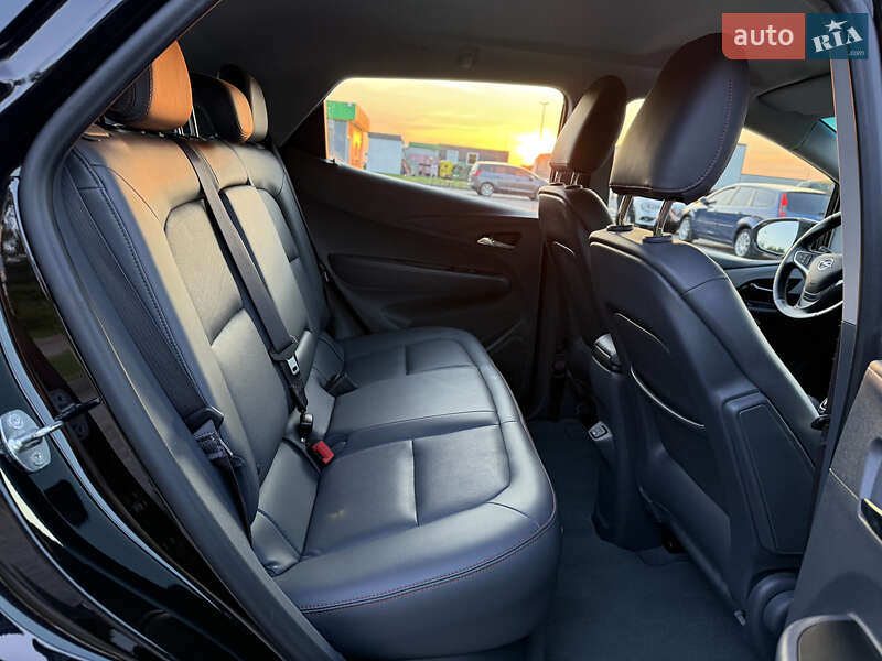 Хэтчбек Opel Ampera-e 2017 в Радивилове