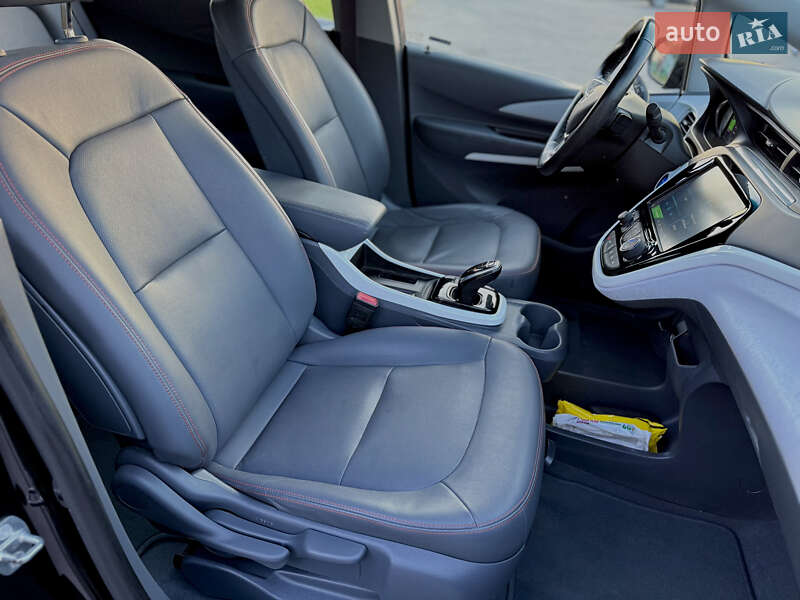 Хэтчбек Opel Ampera-e 2017 в Радивилове