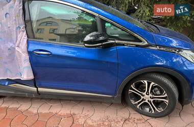Хэтчбек Opel Ampera-e 2019 в 