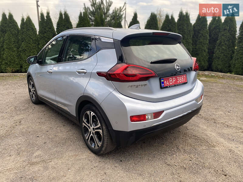 Хэтчбек Opel Ampera-e 2018 в Львове