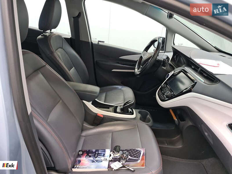 Хэтчбек Opel Ampera-e 2018 в Каменке-Бугской